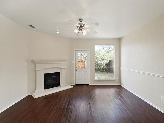 4th image of 12808 Dorset Dr