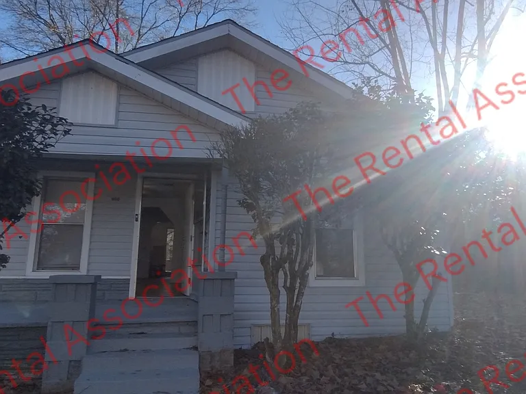 315 Pershing St — Photo 8