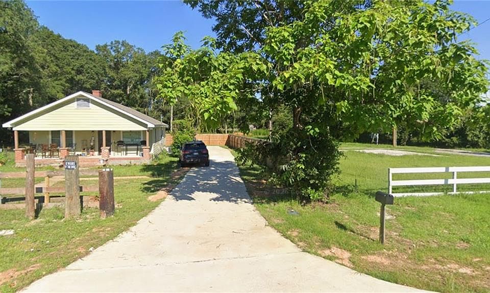 1st image of 4110 Sandfort Rd