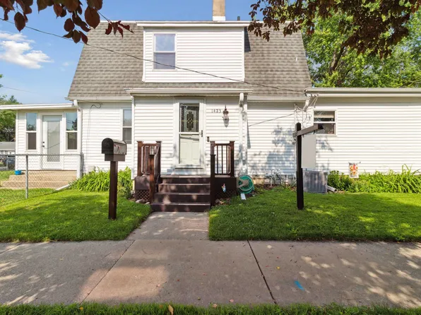 1423 Clark St, Janesville, WI 53545