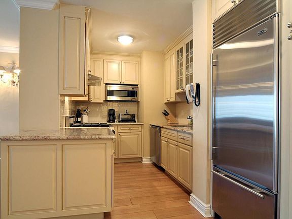 3rd image of 303 E 57th Street 9f #9F