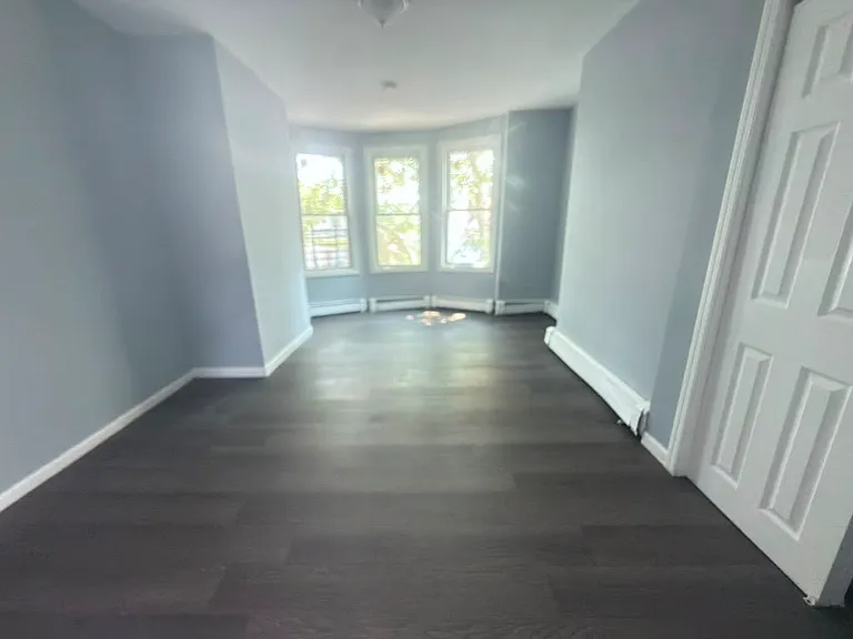 96 Cutler St #3 — Photo 1