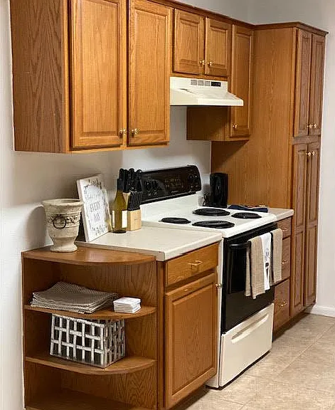 2405 Buckingham Ave — Photo 5