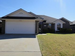 9300 S Bryant Ter, Moore, OK 73160