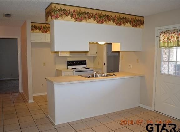 5th image of 1818 Susan Dr