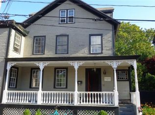 24 Elm St, Newport, RI 02840
