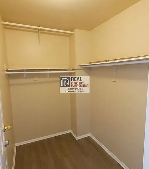 17 Lexington Ct — Photo 19