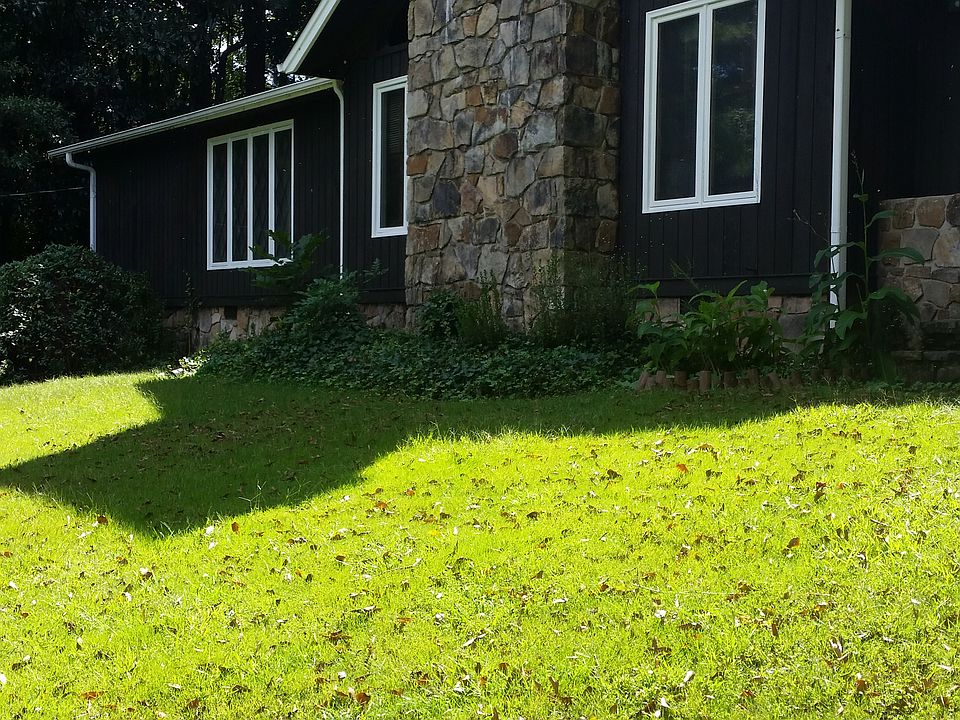 1st image of 2637 Green Valley Dr