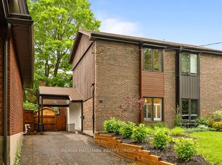 43 Noel St, Ottawa, ON K1M 2A4