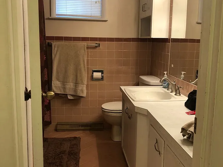 2818 S Stewart Ave — Photo 8
