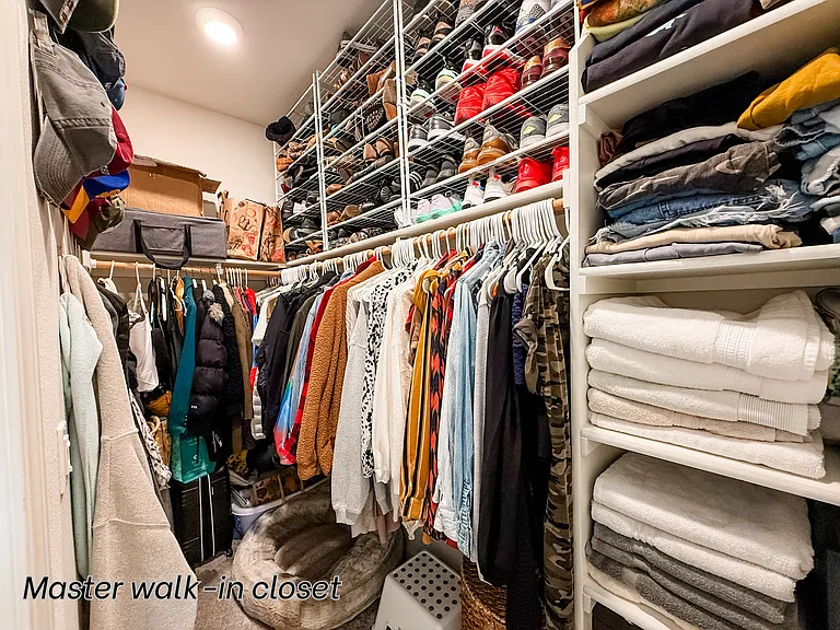 681 W Crocker Ln — Photo 21