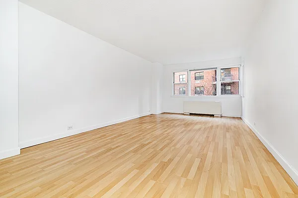 Sold by Compass | media 3