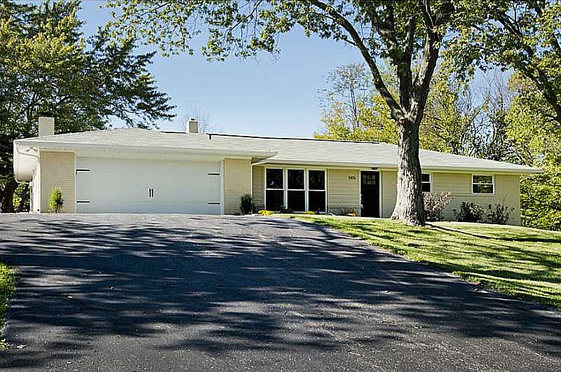 1st image of 5876 Linton Ln