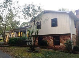 216 Bowers Rd, Thomasville, NC 27360