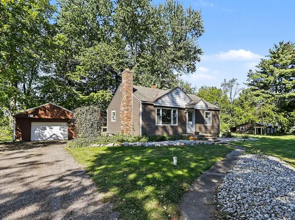 15886 Kellogg School Rd, Hickory Corners, MI 49060