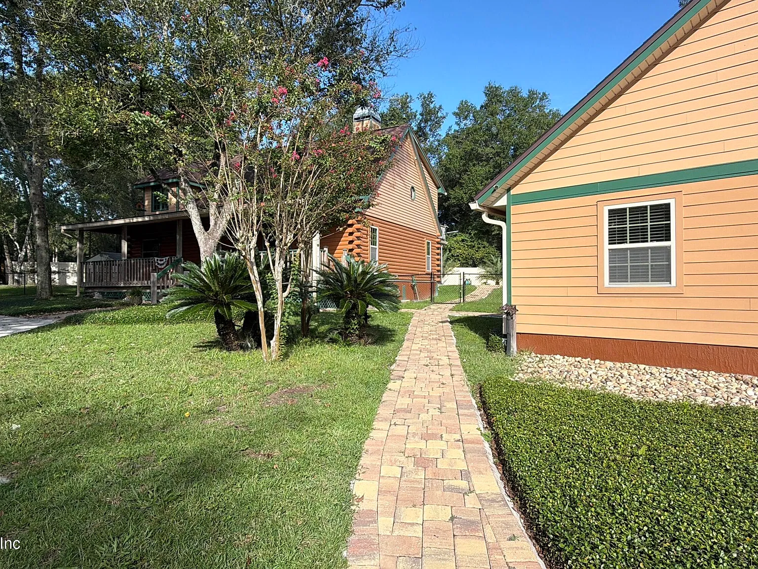3 bed, 2.0 bath, 2030 sqft, $4,000 — Photo 4
