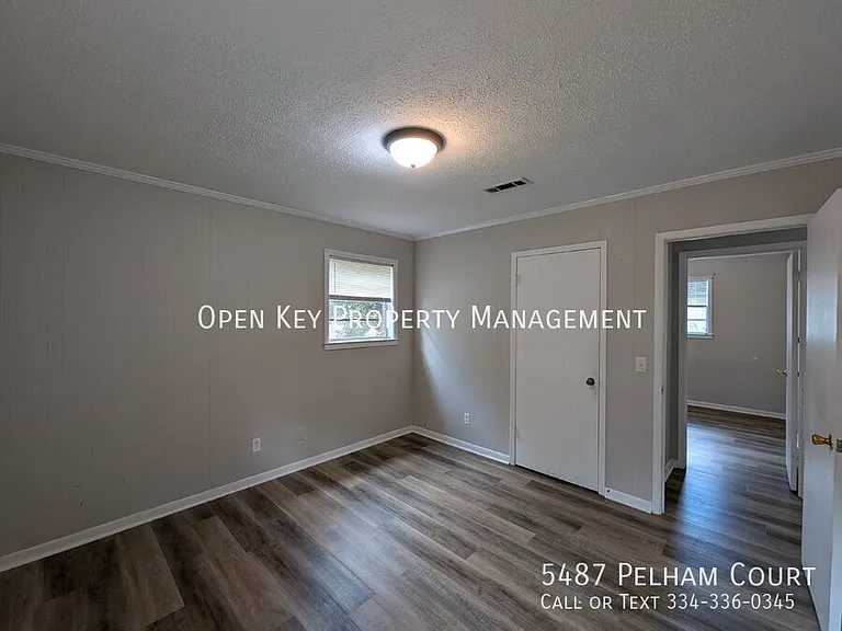 5487 Pelham Ct — Photo 16