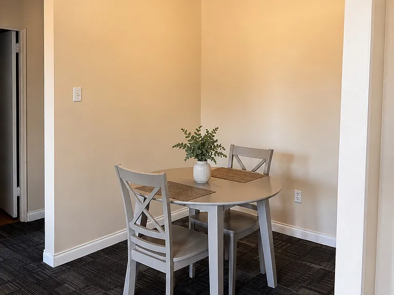1160 Kingfisher Ave — Photo 40