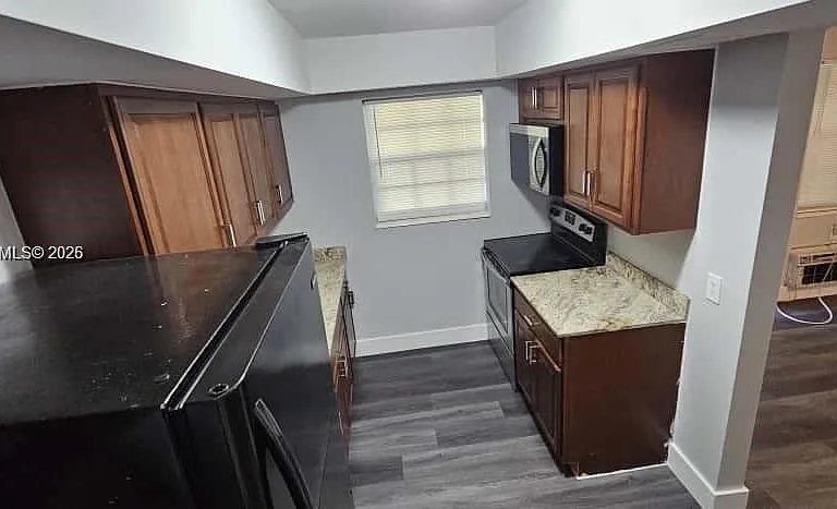 161 NW 40th St #2 — Photo 16