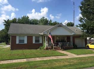 200 E 8th St, Calhoun, KY 42327