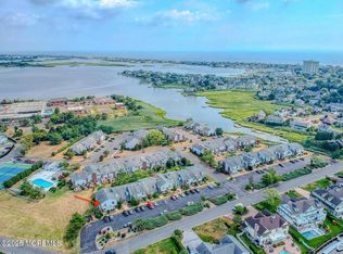 25 Meadow Ave UNIT 19, Monmouth Beach, NJ 07750