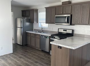 4 Chestnut Dr, Hamlin, NY 14464