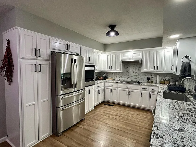 2505 Franklin Dr — Photo 9