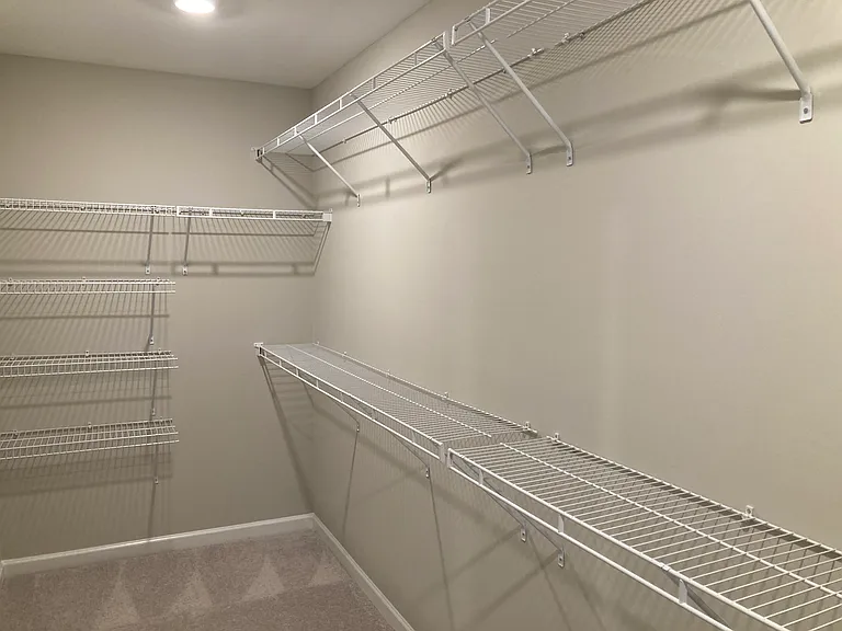 2068 Nuthatch Dr — Photo 13