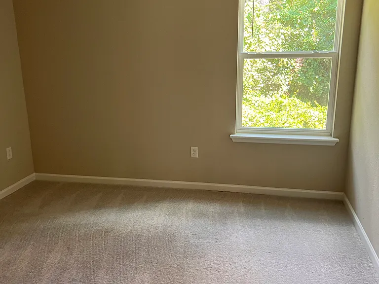 10223 Moran Ct — Photo 8