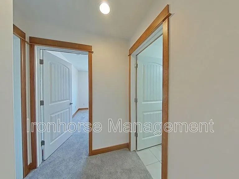 5471 Glenellen Dr #4 — Photo 25