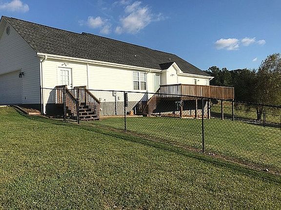 5th image of 122 Banks Highland Dr