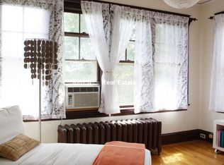 35 Algonquin Rd, Chestnut Hill, MA 02467