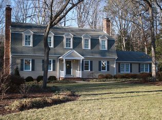 11710 Bollingbrook Dr, North Chesterfield, VA 23236