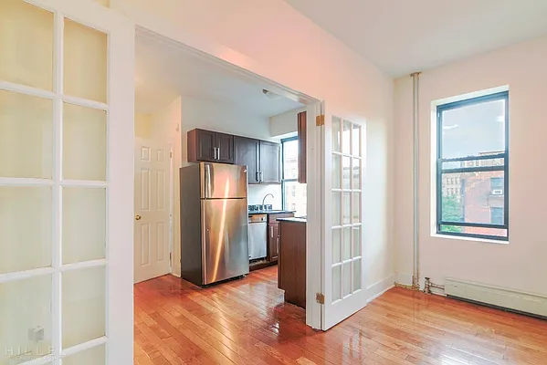 Rented by Hillel Realty Group | media 8