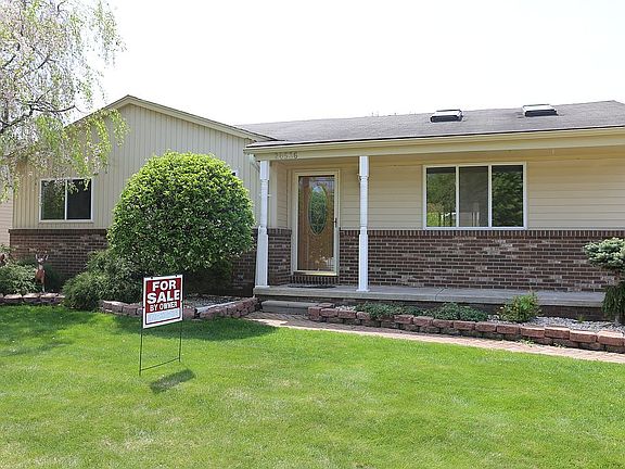 2nd image of 20536 Little Acres Dr