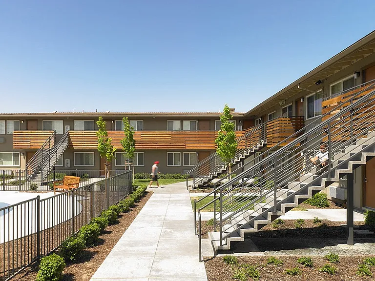 Kentfield — Photo 4