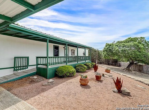 2nd image of 159 SLEEPY HOLLOW CIR