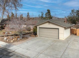 900 Arleen Way, Sparks, NV 89431