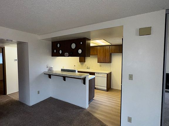 2nd image of 5324 Bellflower Way #5324