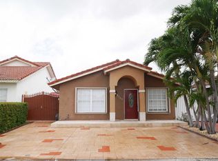 9053 NW 114th Ter, Hialeah Gardens, FL 33018