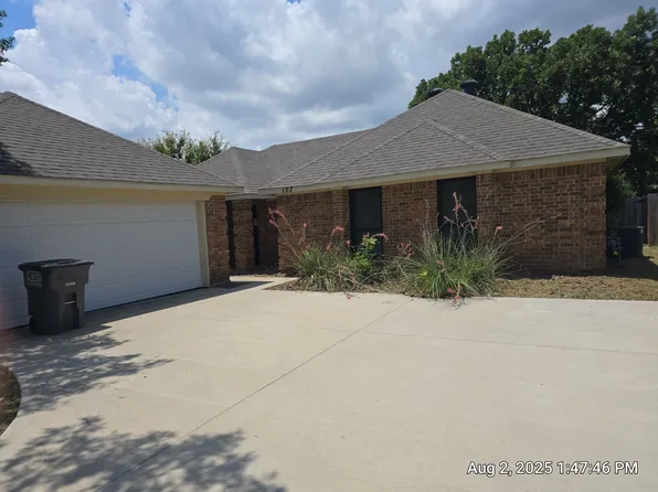 107 N Winding Oaks Dr, Wylie, TX 75098