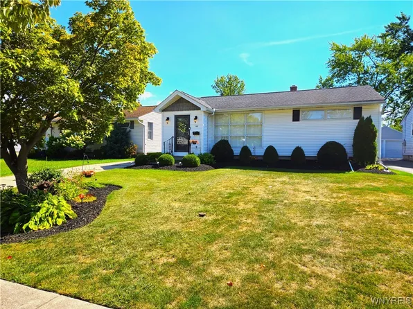 140 Thurston Ave, Buffalo, NY 14217