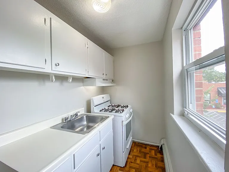 55 Morris St — Photo 16