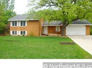 5921 Covington Ct, Minnetonka, MN 55345