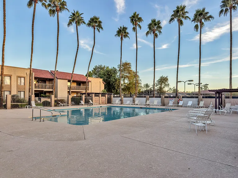 8649 E Royal Palm Rd #121 — Photo 31