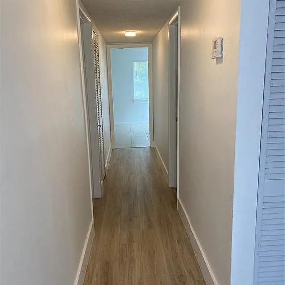 191 Wimbledon Lake Dr — Photo 17
