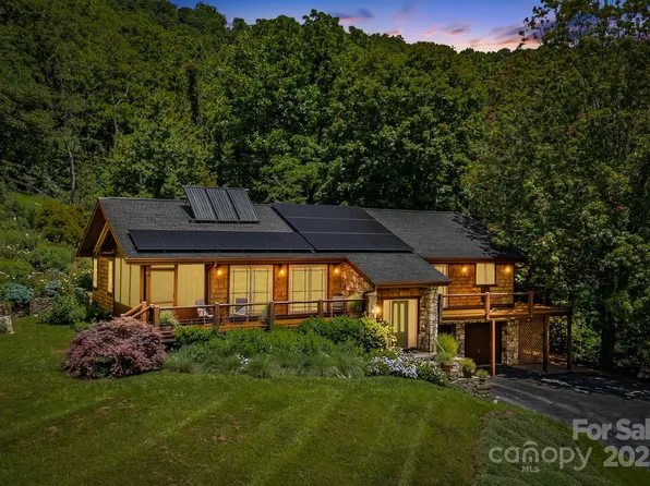 416 Green Meadow Ln, Mars Hill, NC 28754