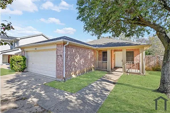 7370 Concordia Ln — Photo 2