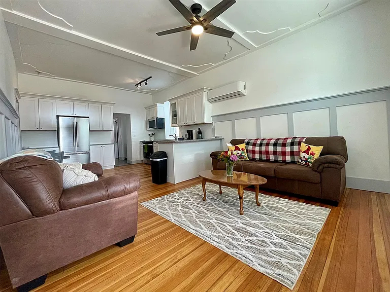 322 Moreno Streetlas — Photo 3