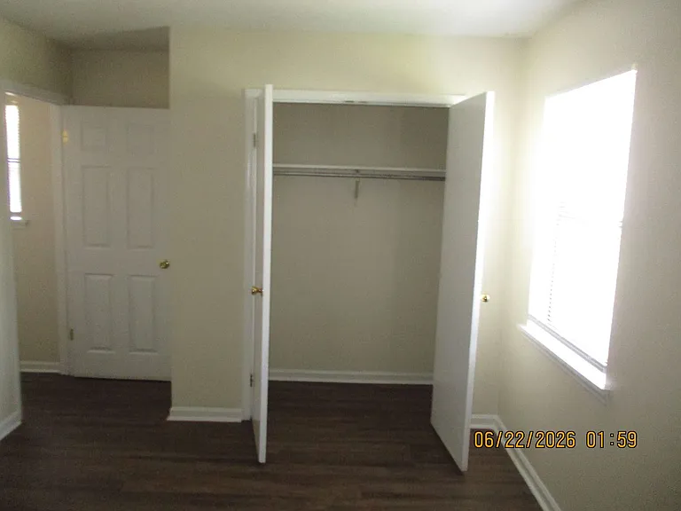 1904 Elkhorn Ln #B — Photo 5